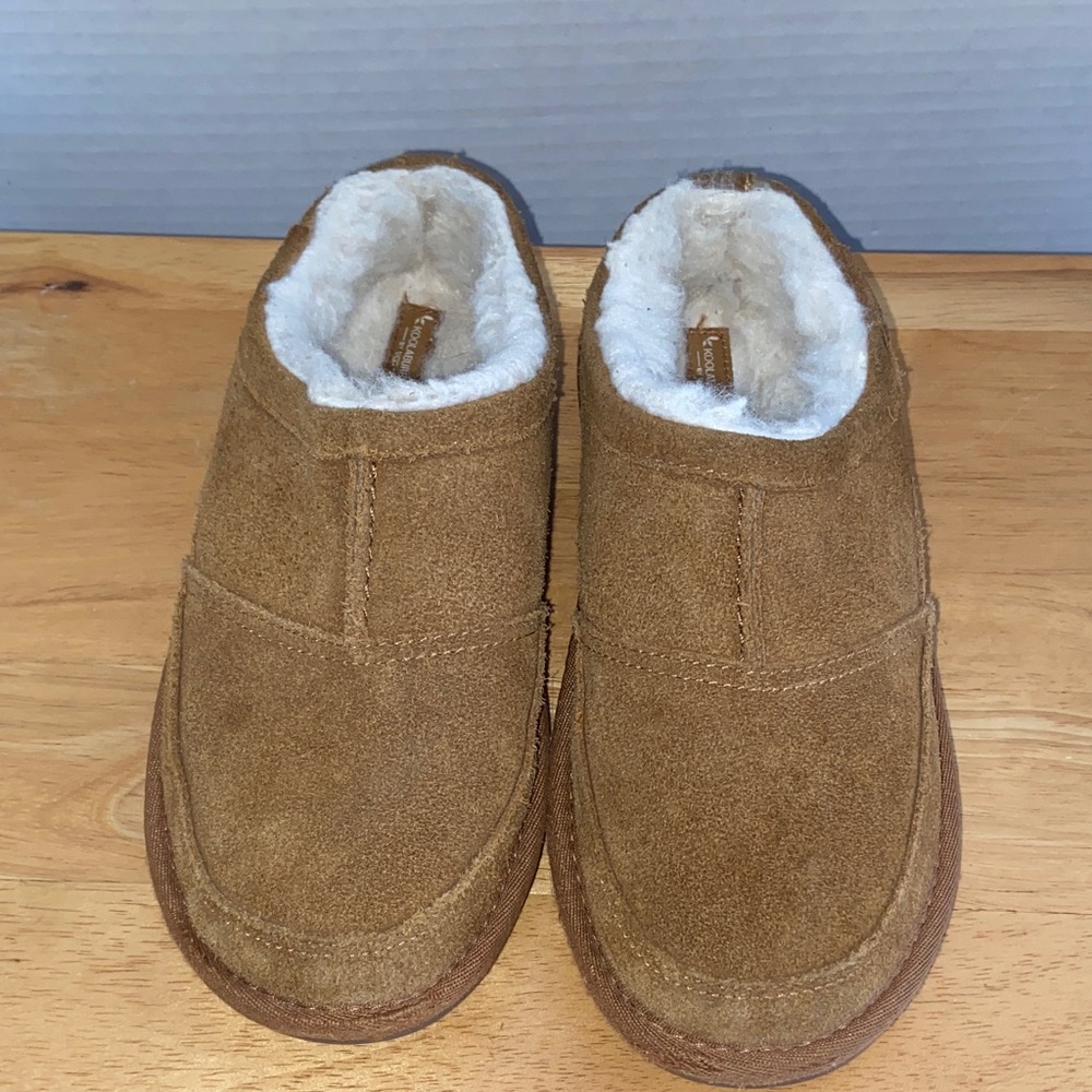 Koolaburra by UGG Graisen mens 5.5/ ladies 7 Cozy Suede Slippers